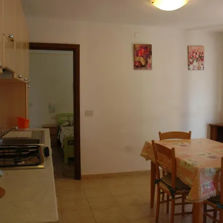 Elisa - Localita Innamorata