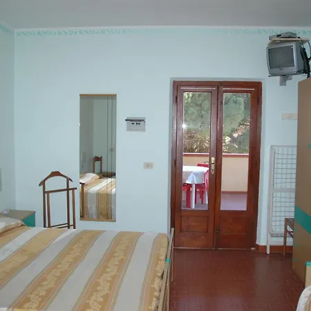 Elisa - Localita Innamorata *