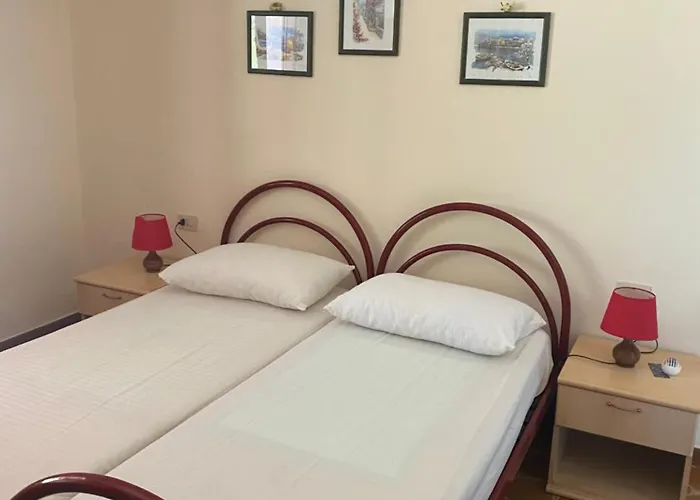 Elisa - Localita Innamorata